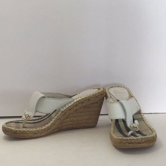 💥💥BURBERRY 💥💥.                   SLIDE WEDGE - Picture 1 of 7